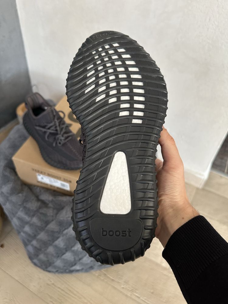 Adidas Yeezy Boost 350 V2 Static Black