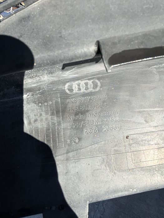 заден дифузьор/добавка да задна броня на audi a7 c8 4K8807521B