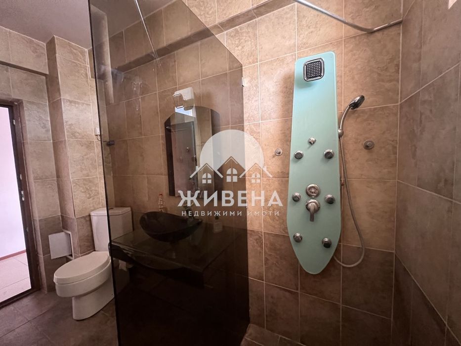 Продава се Четиристаен апартамент в Варна, Бизнес хотел - 145 кв.м за 1276 €/кв.м - Снимка #9