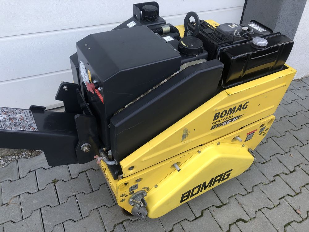 Cilindru Compactor Bomag BH 65 H de 762 Kg Fabricatie 2018