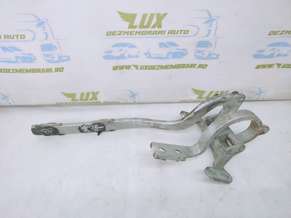 Balama portbagaj 7l6827302b Volkswagen VW Touareg generatia 1 7L  [din 2002 pana  2007]