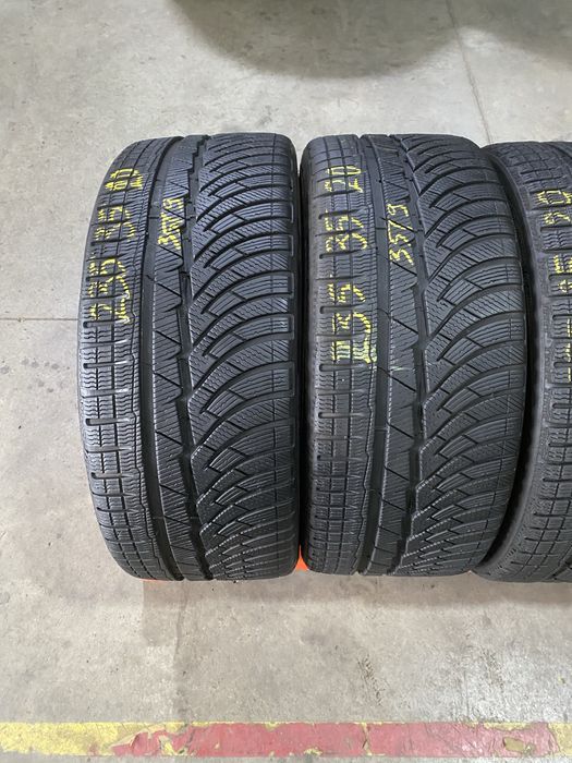 Anvelope iarna 235/35/20 Michelin Pilot Alpin 4 235 35 20 R20