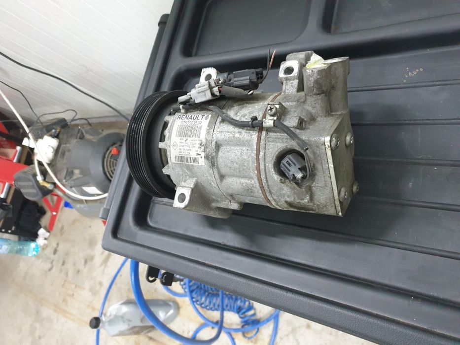 Compresor ac Renault clio 4 , laguna , 1.5 dci , 926002352R