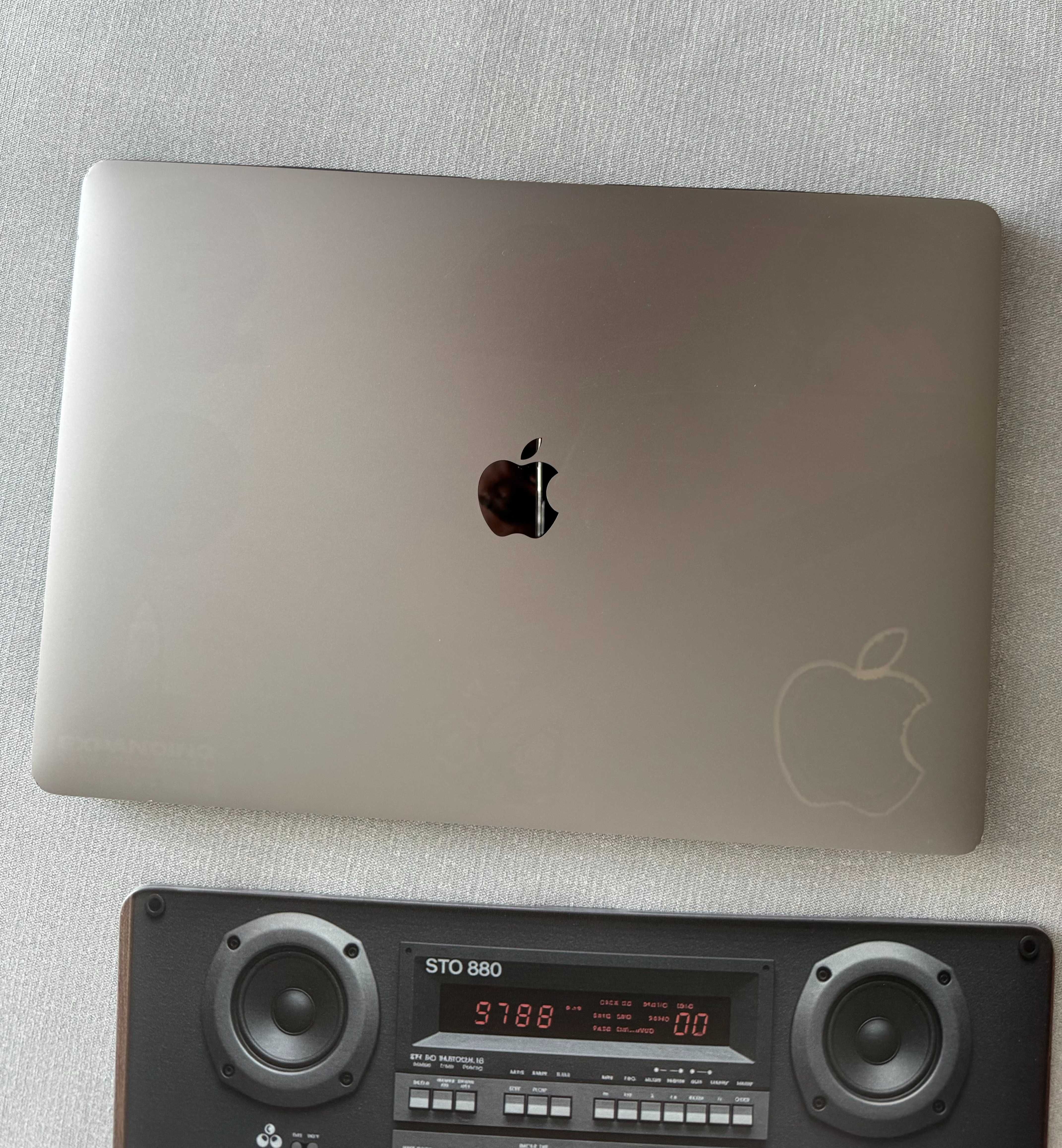 MacBook Pro 16" (модел A2141, 2019)