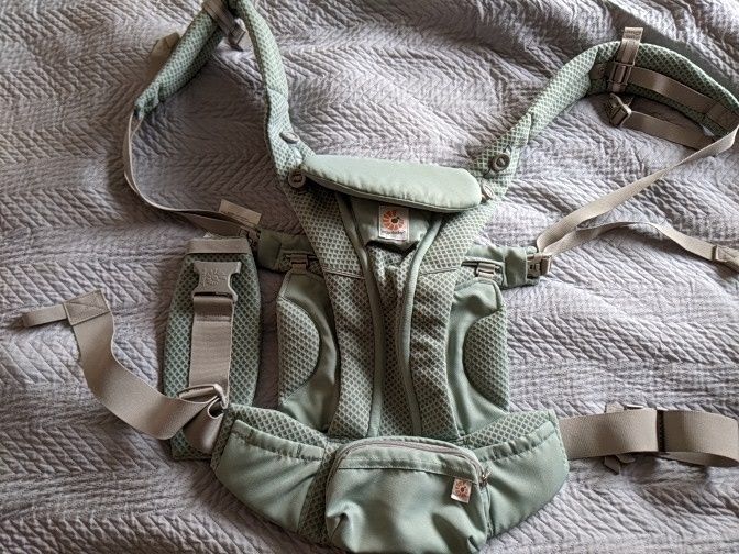 Ергономична раница Кенгуру ErgoBaby Omni Breeze