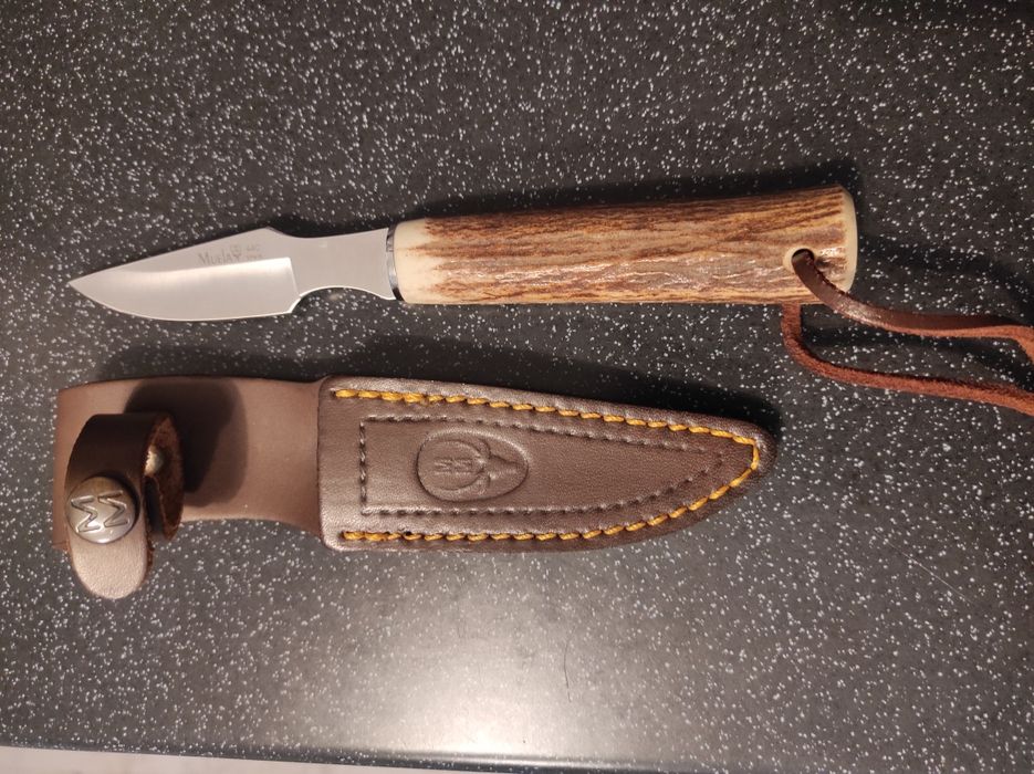 Cutit vanatoare muela