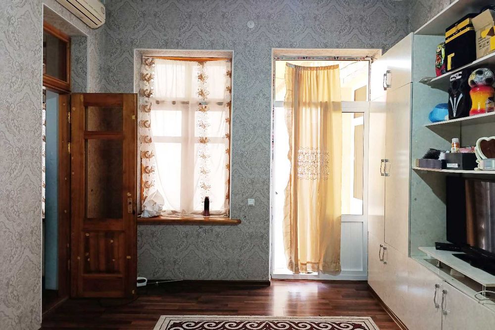 Продается дом в Самарканде, ориентир — ДЭУ Академический лицей.