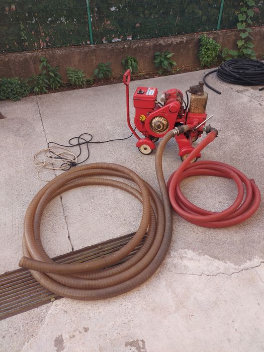 Pompa pentru vin cu dublu sens