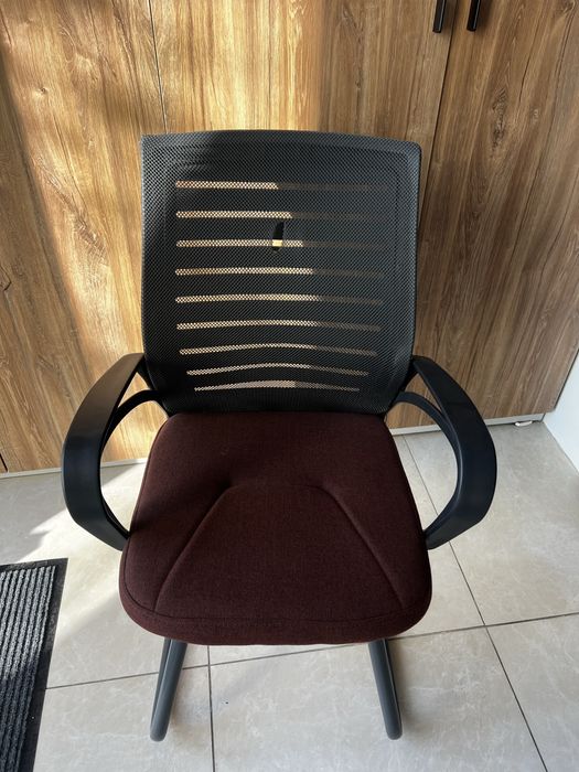 Кресло офисное новая не пользовались продаем