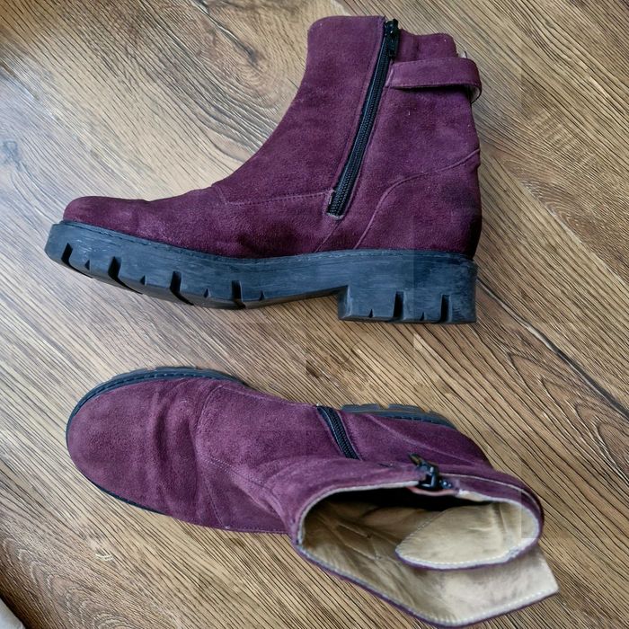Ghete mov din piele intoarsa, marime 37