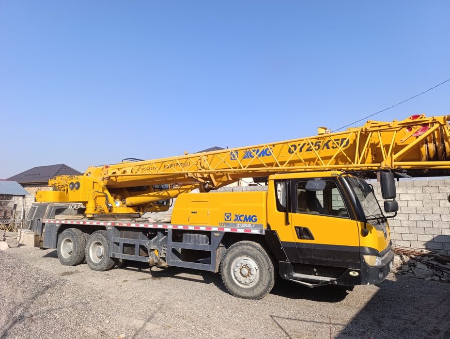 Автокран xcmg 25тонна