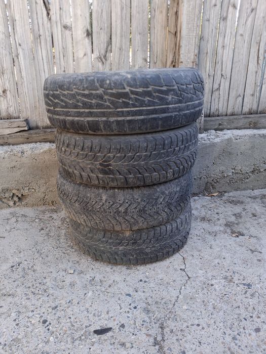 Продам шины 195/65/15