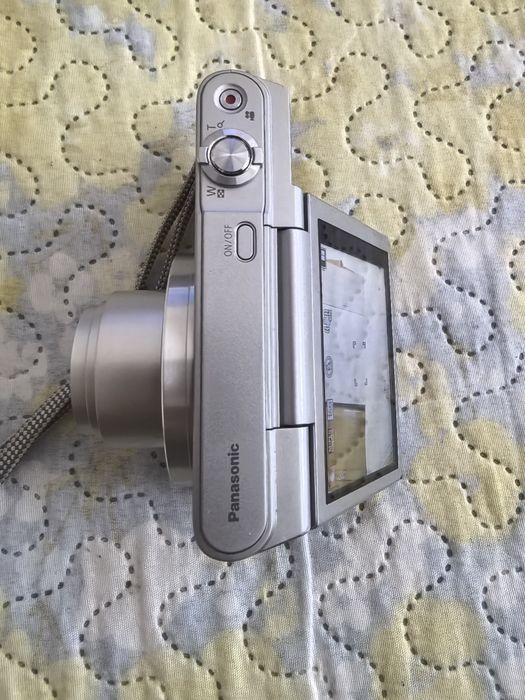 Panasonic Lumix SZ10, 12x Zoom, 16MP CCD