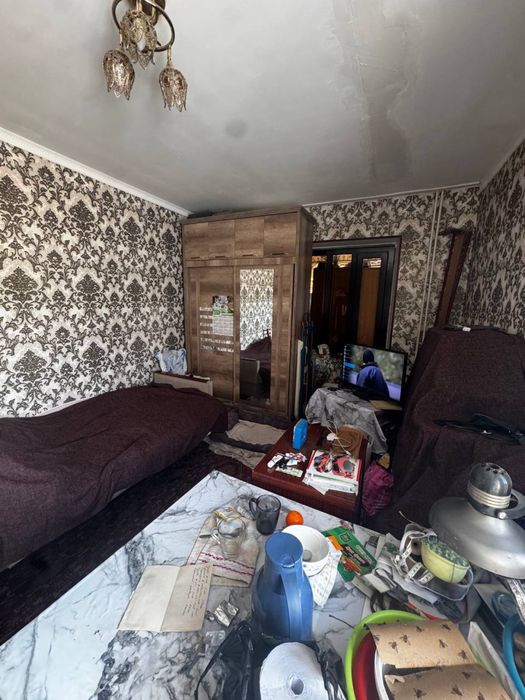 Прадаётся центре Троицк 1х 45 квадрат 2,6 балкон кирпичный дом