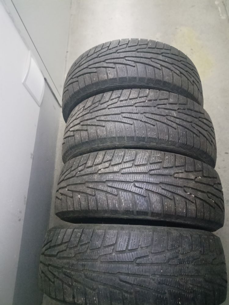 Продам шины липучки