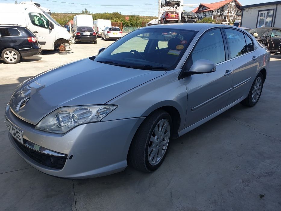 aripa stanga renault laguna 3