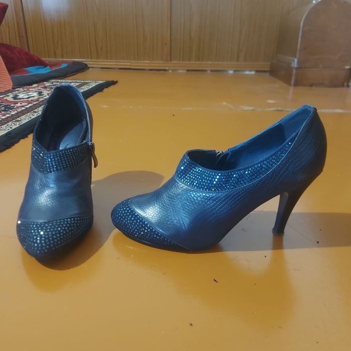 Продам Туфли, ботинки