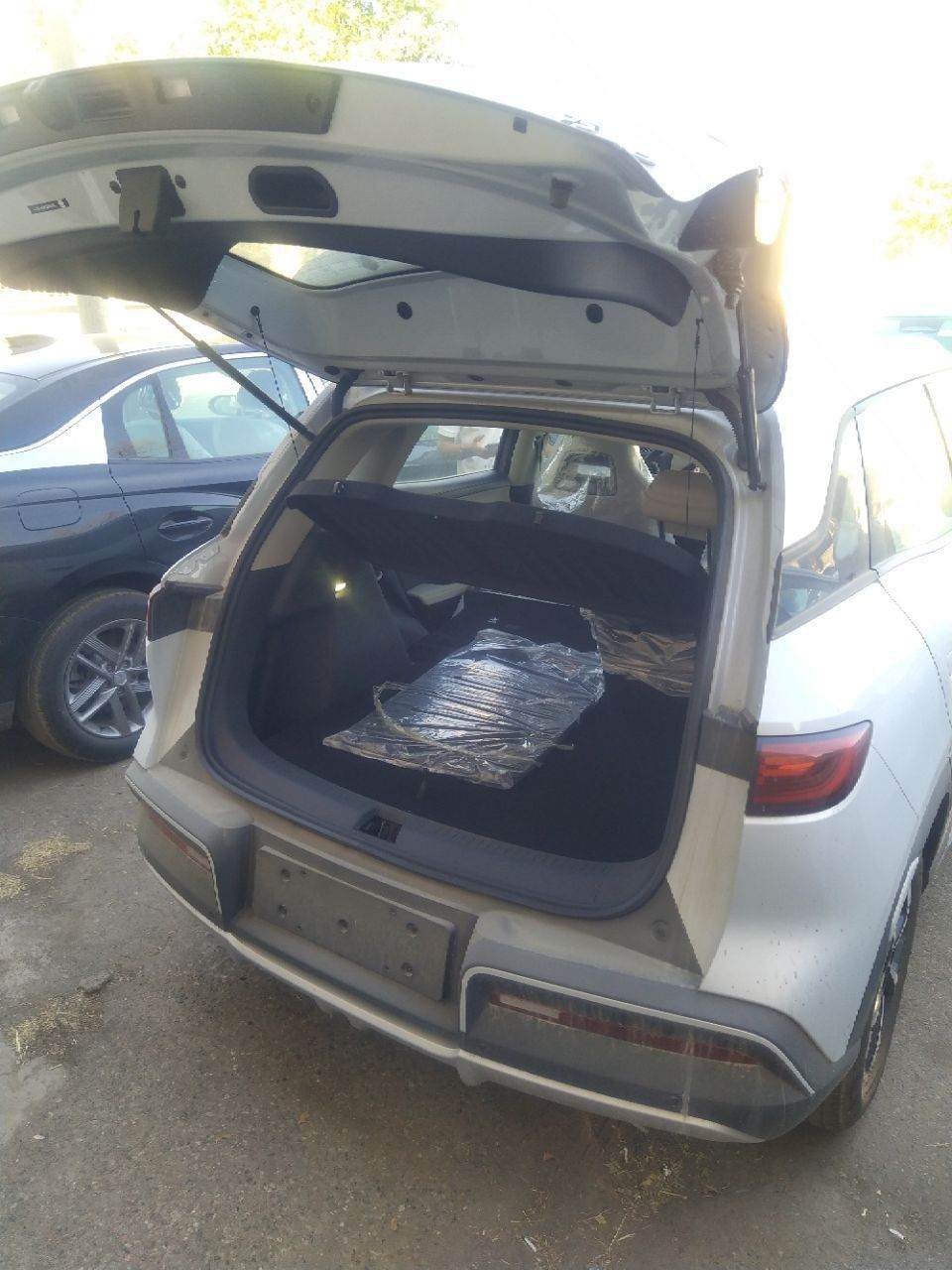 BYD Yuan Up Smart (Leader Edition)