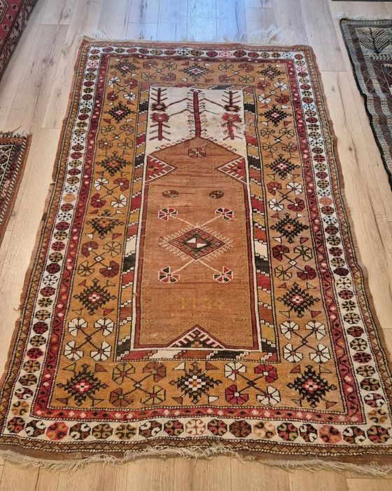 Covor vechi datat 1934