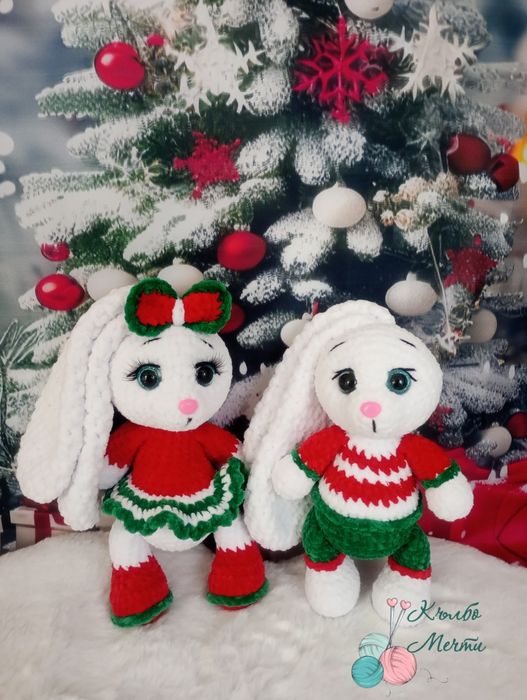 Коледни зайчета - ръчно изплетени на една кука