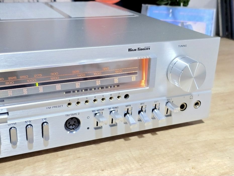 Receiver GRUNDIG R-2000 2, hifi vintage ,argintiu, amplituner colectie