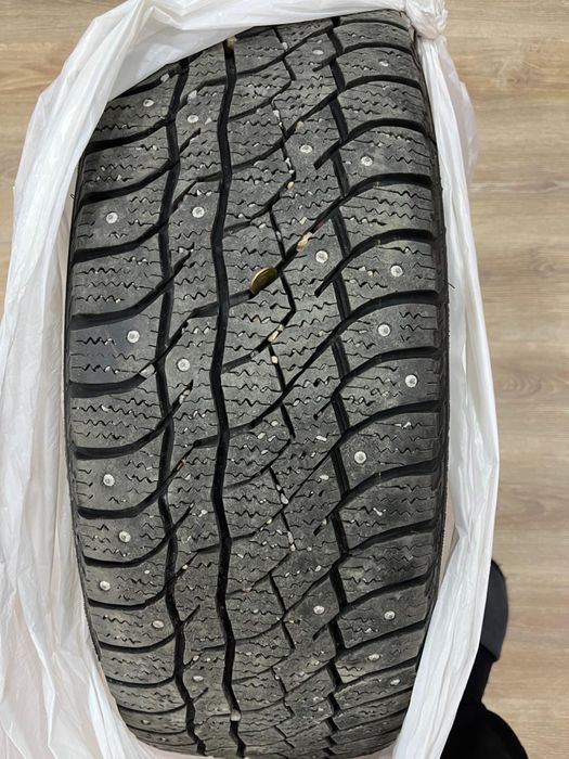 Зимняя резина Viatti 235/60R18
