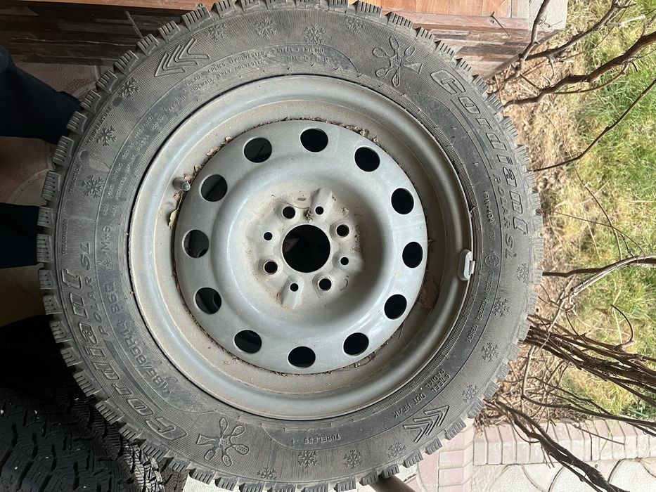 Зимняя резина на штампах, в идельном состоянии