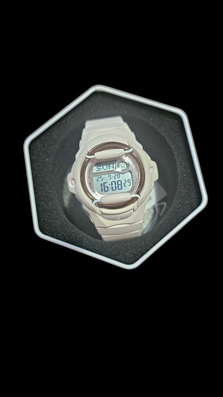 Дамски часовник CASIO Baby G - нов