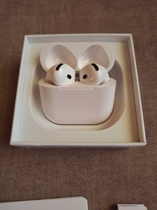 Căști Airpods 4 Noi