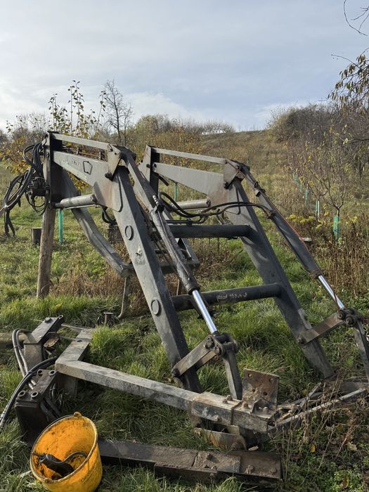 Incarcator frontal tractor F100 f140 100-90 110-90