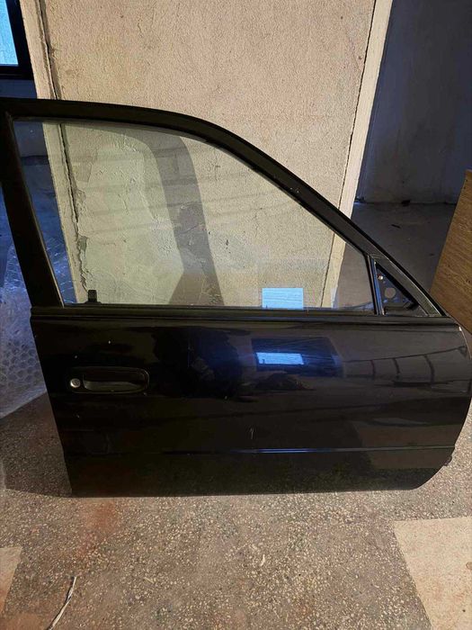 Предна дясна врата за Тойота Корола Е11