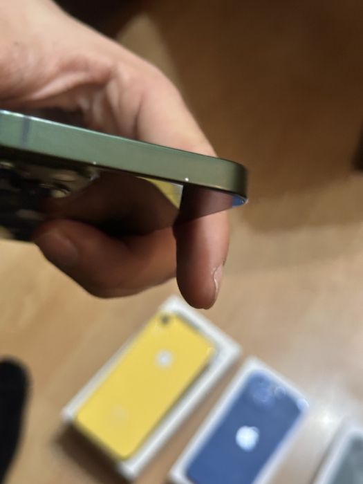 iPhone 13 ,13mini и XR