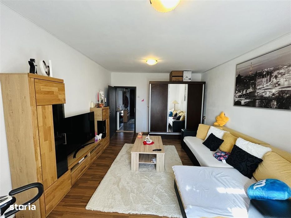 Apartament 3 camere renovat + grădină – Cisnădie, zona centrală