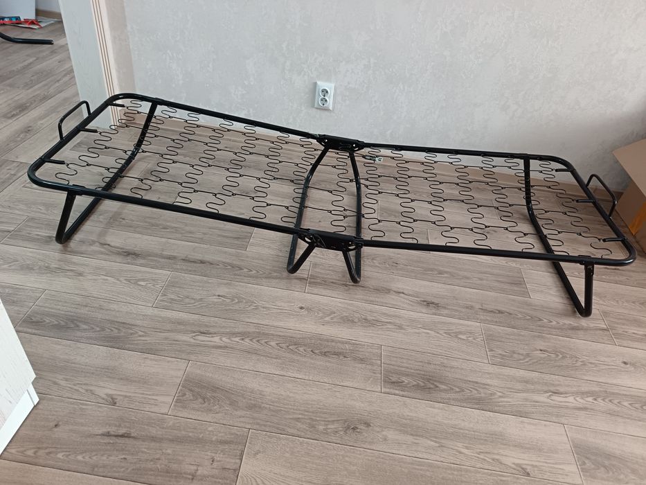 Продам раскладушку.