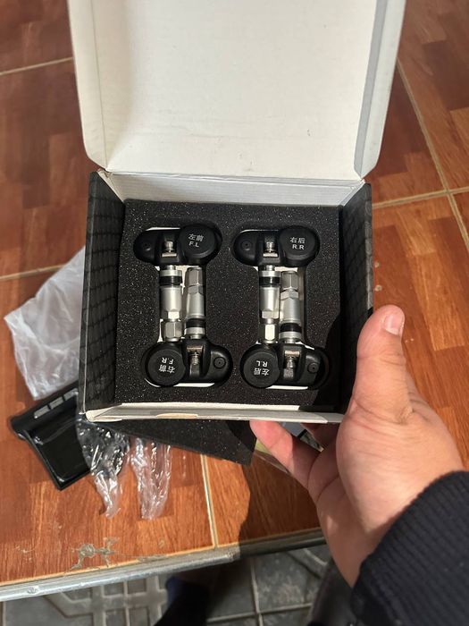 Датчик давления в шинах  TPMS