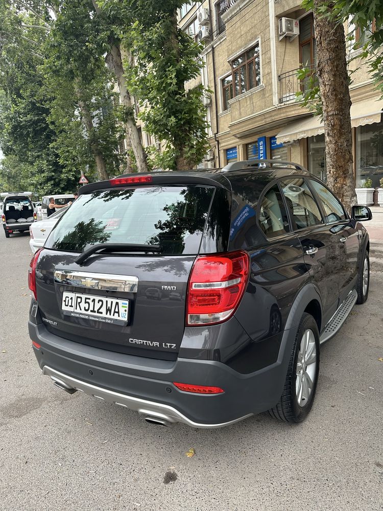 Срочно продается Каптива!