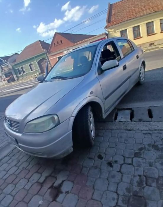 Vând sau schimb Opel Astra g 17 dti