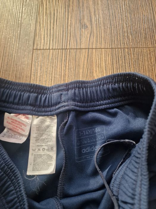 Страхотно мъжко спортно долнище ADIDAS размер S / 164см