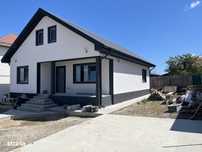 Oportunitate! Casa la sol, 3 camere, posibilitate mansardare, Valu lui