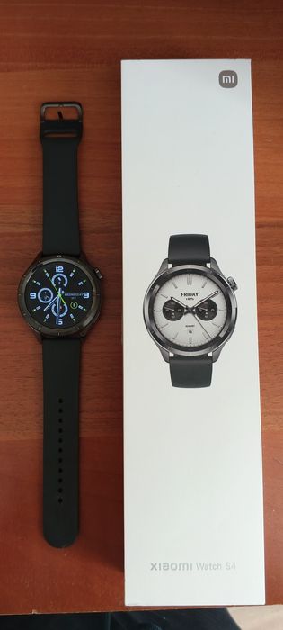 Ручные часы Xiaomi S4