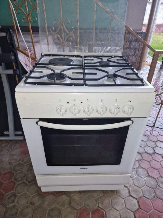Продам газовую плиту  Bosch