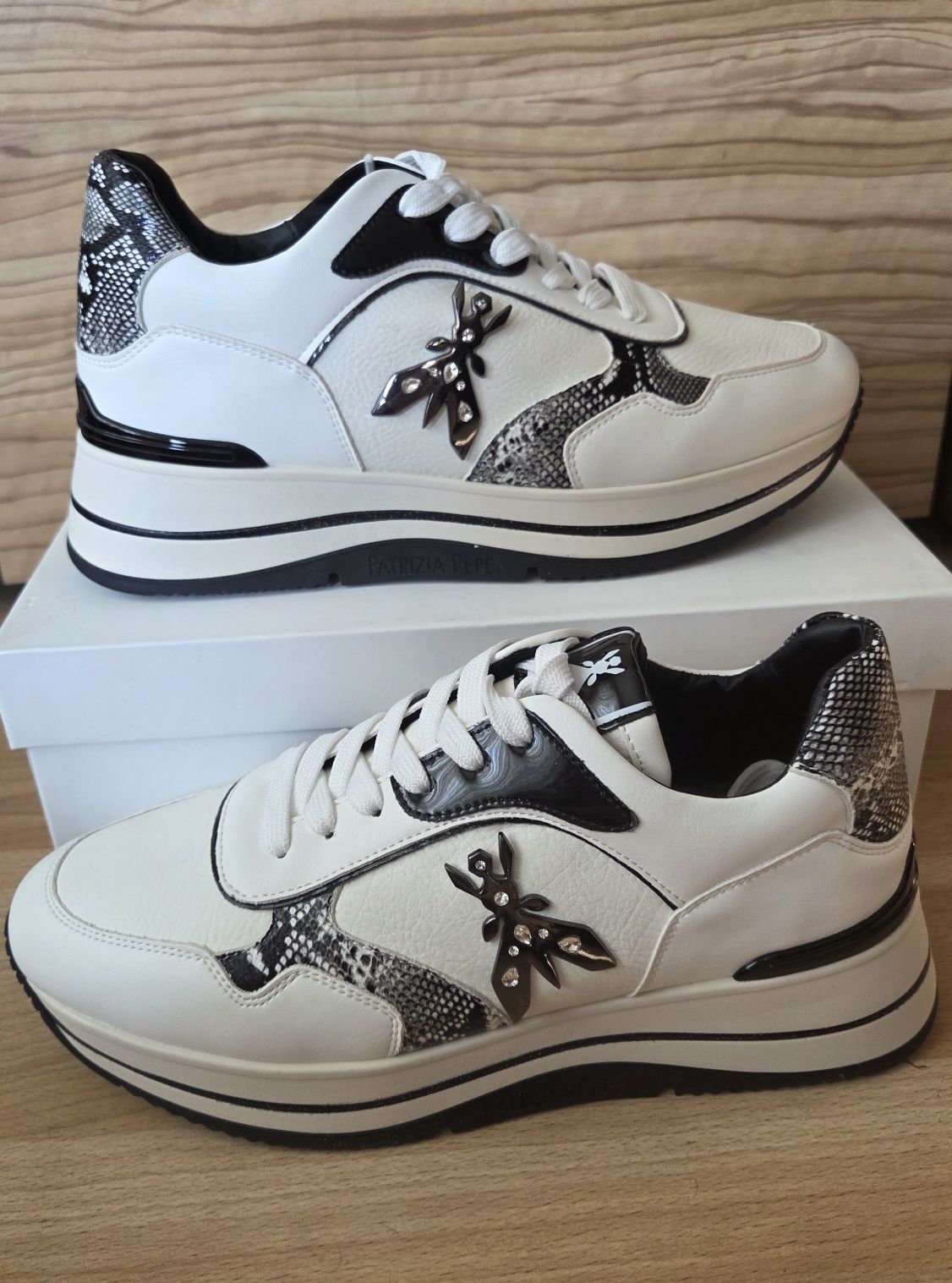 Сникърси Patrizia Pepe 38