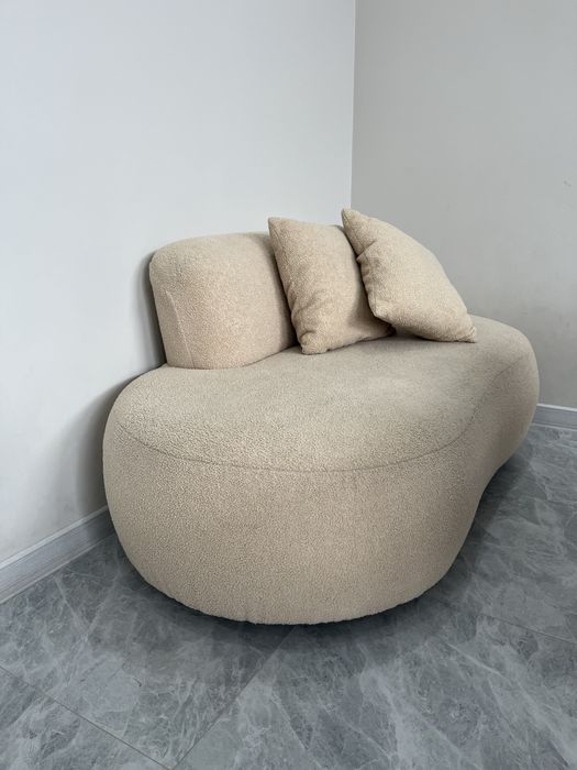 ПРОДАМ СРОЧНО новый диван!