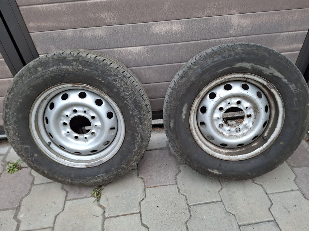 205 70 R15 с дисками 2шт.