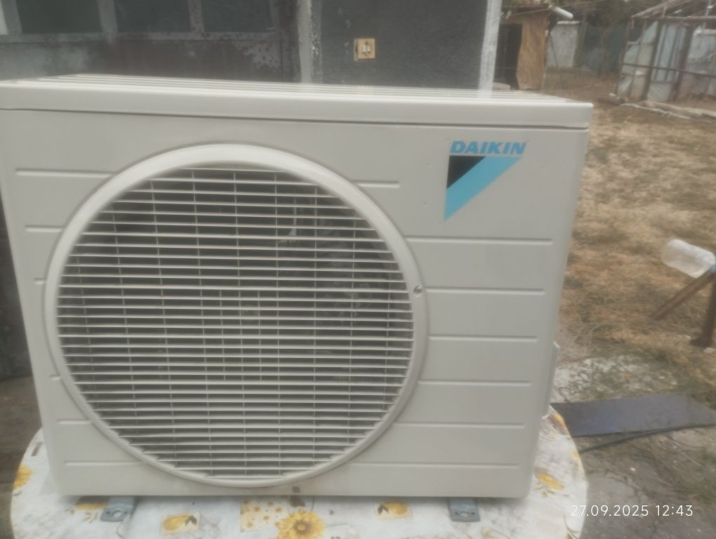 Климатик Daikin FTXB35C2V1B 12BTU