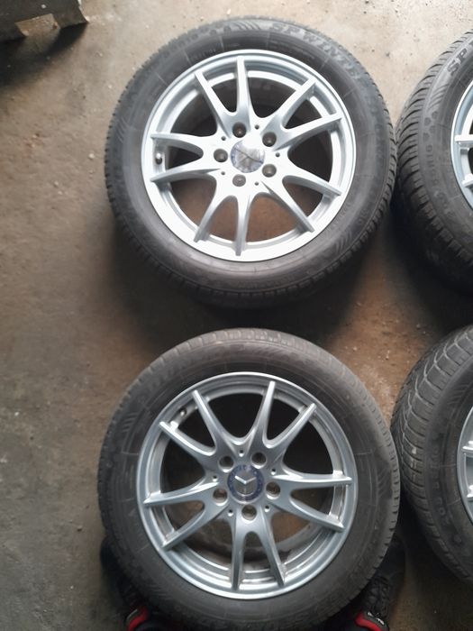 Set 4 Jante Originale Mercedes pe R16 ca NOI cu Anvelope 205-55-16 M+S