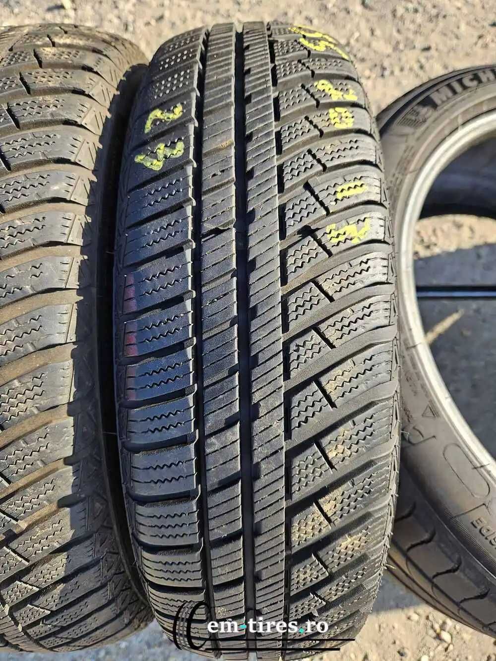 SET 2 Anvelope All Season 155/70 R13 ROADX Rxmotion 4s 75T
