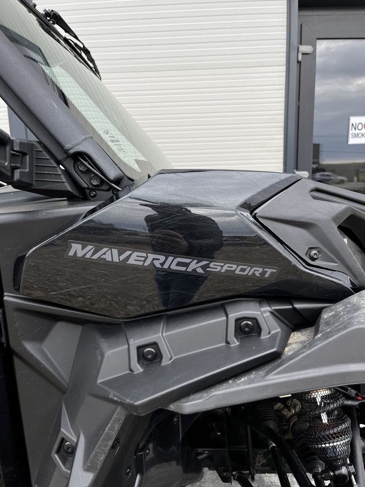 Maverick sport 1000R