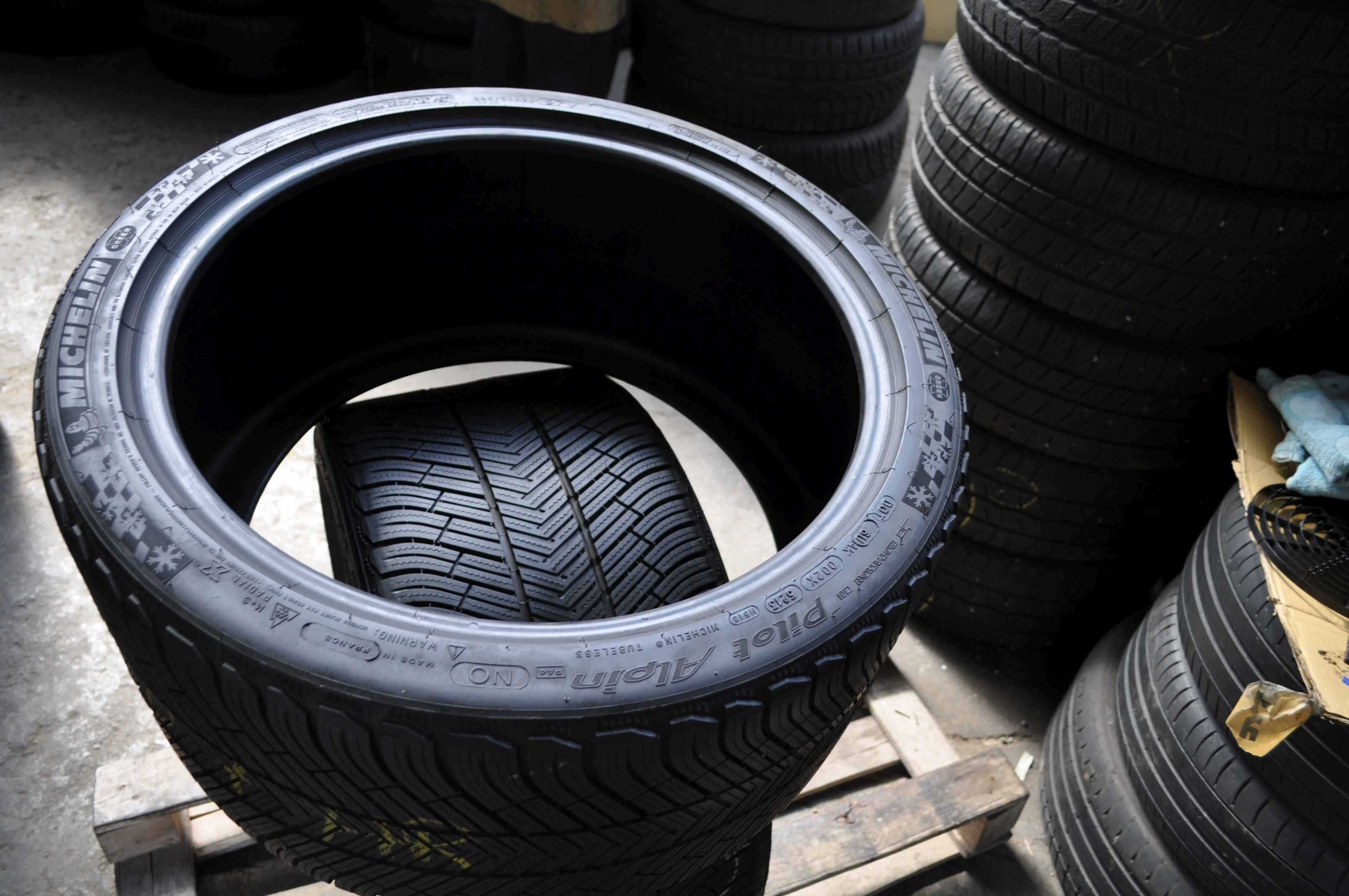 SET 2 Anvelope Iarna 295/30 R20 MICHELIN Pilot Alpin PA4 97V