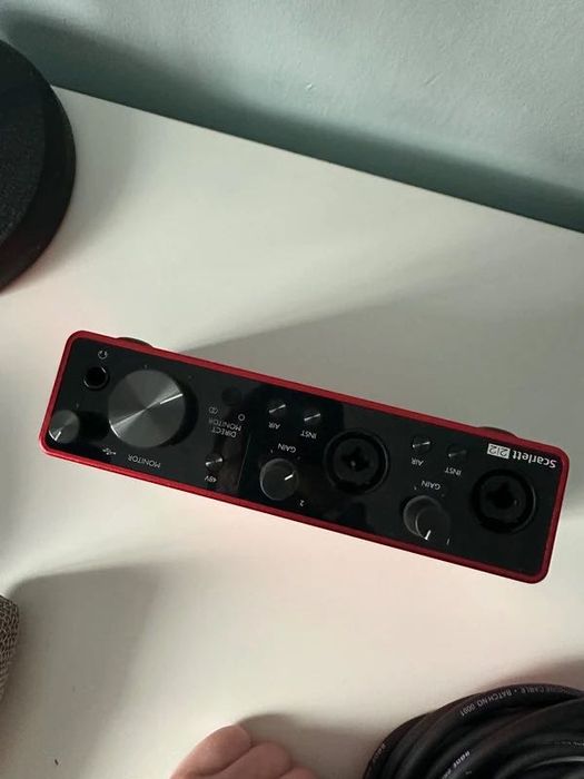 Kit Complet Podcast/Voiceover: Rode NT1-A + ATH-M50x + Scarlett 2i2